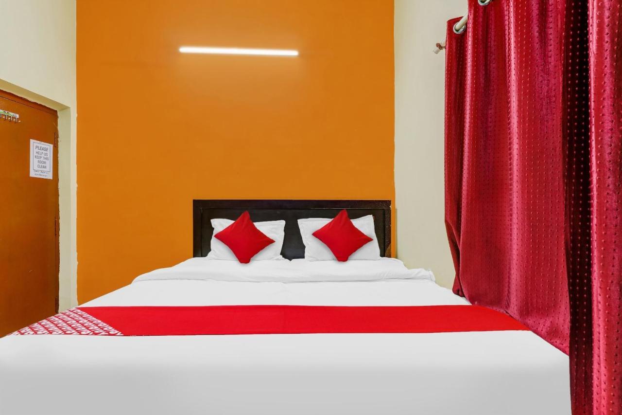 Flagship Hotel Suman Niwas Bijnaur Exterior foto
