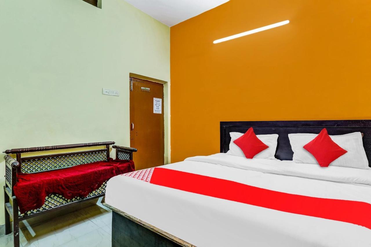 Flagship Hotel Suman Niwas Bijnaur Exterior foto
