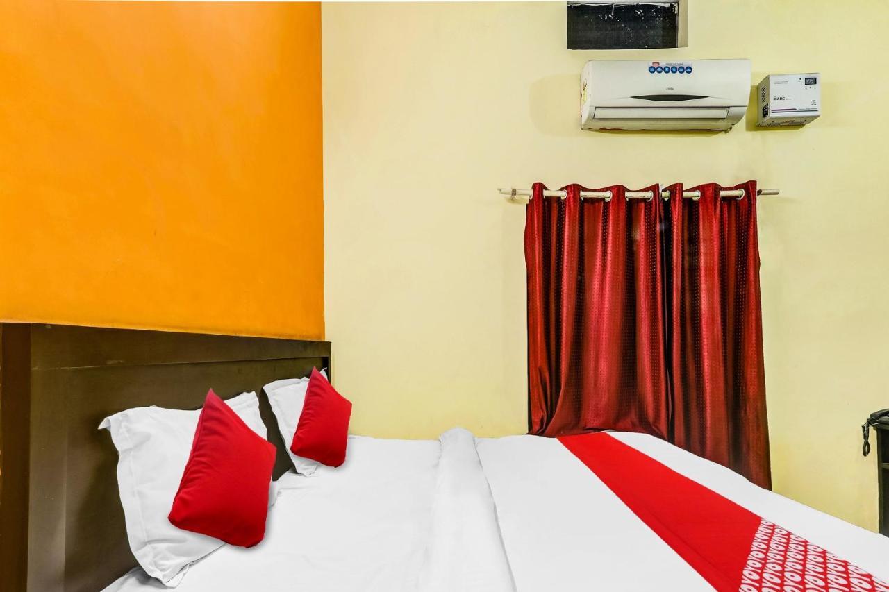 Flagship Hotel Suman Niwas Bijnaur Exterior foto